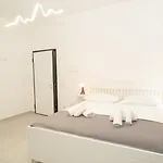 Cleli Bed & Breakfast 4*